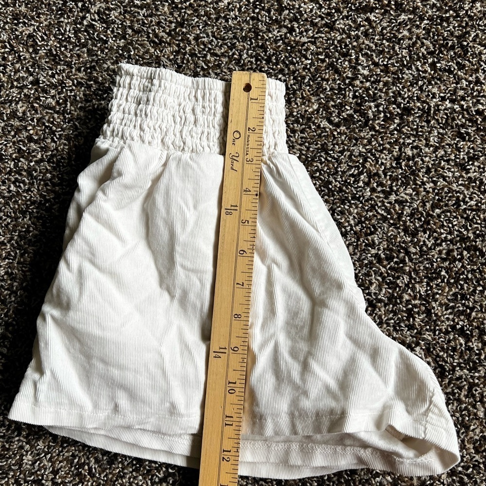 Wild Fable High Waist White Shorts - Picture 3 of 4
